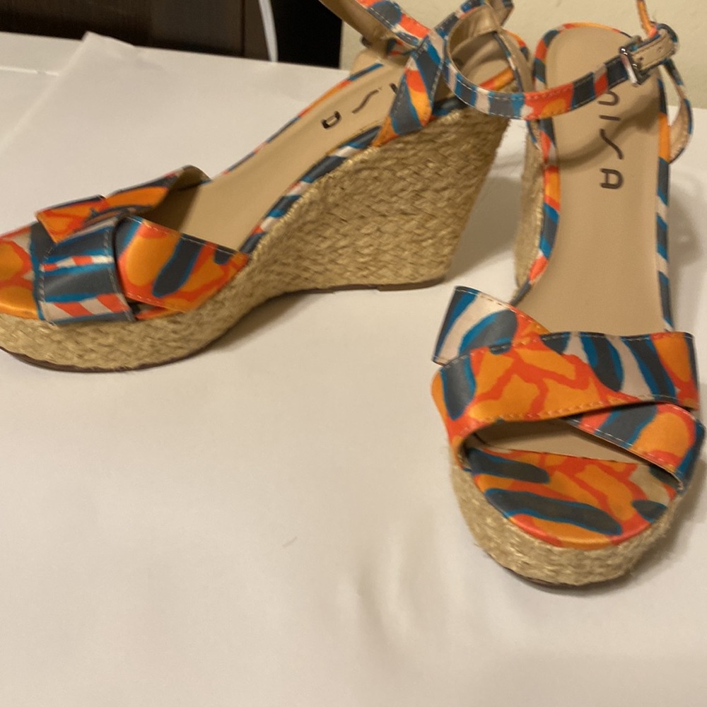UNISA COLORFUL WEDGES SHOES SIZE 9.5M WOMEN,S